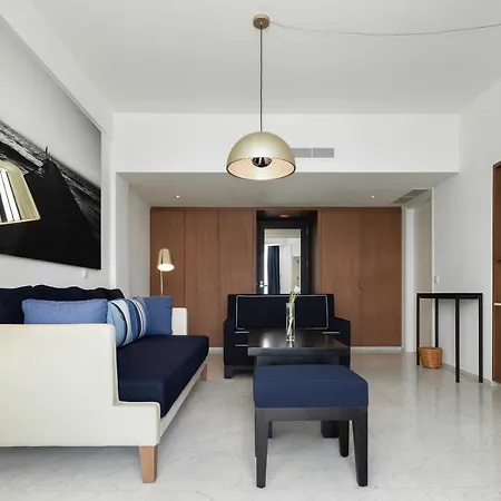 Hotel Almyra