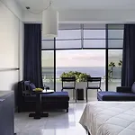ألميرا 5*