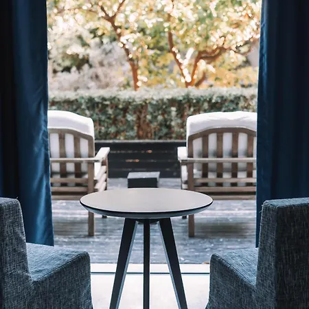 알미라 5* 파포스