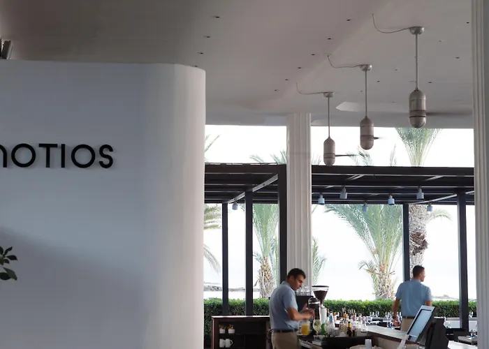 Szálloda Almyra Paphos